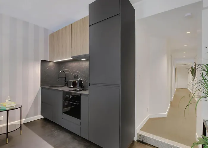 Chic Et Comfort In The Heart Of The Sentier Paris