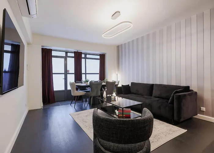 Chic Et Comfort In The Heart Of The Sentier Paris