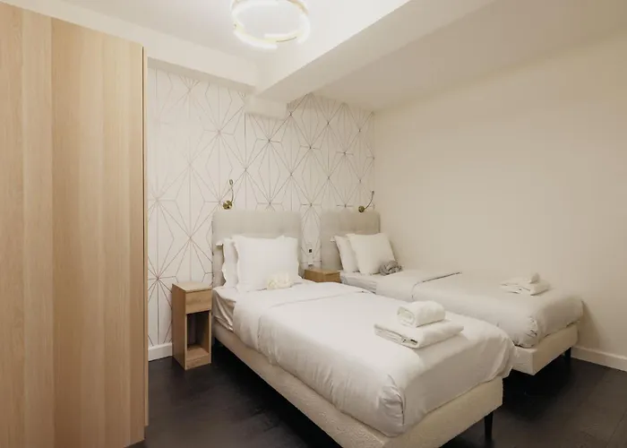 Chic Et Comfort In The Heart Of The Sentier Daire Paris