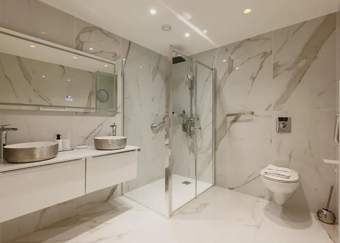 Chic Et Comfort In The Heart Of The Sentier *